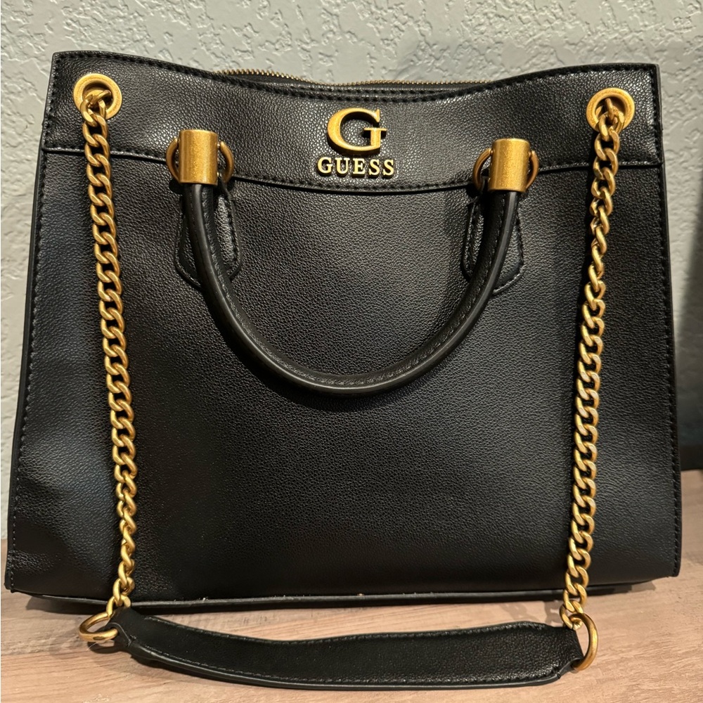Guess purse